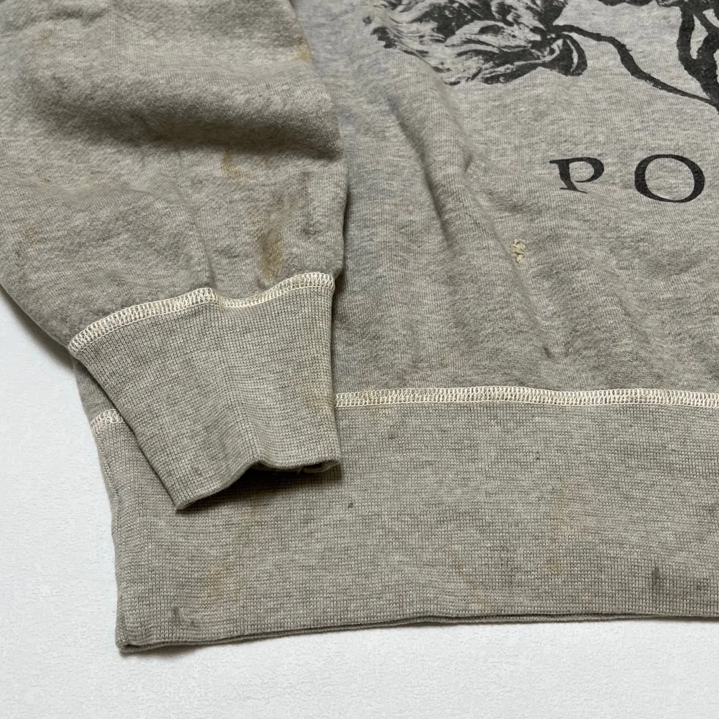 SAINT Mxxxxxx 'FLOWER' CREW NECK SWEAT SHIRTS Floral Distressed Retro Sweatshirt Distressed Gray S-XL Big Factory Four-needle Six-Thread Boneless Stitching Process/Original Horn Sleeve Version Top Printing Process Authentic Level Re-Engraving Garment Washing and Distressing/Hand-worn Graffiti Treatment Original Consistent Fruit Label/Little Angel Anti-Counterfeiting Label